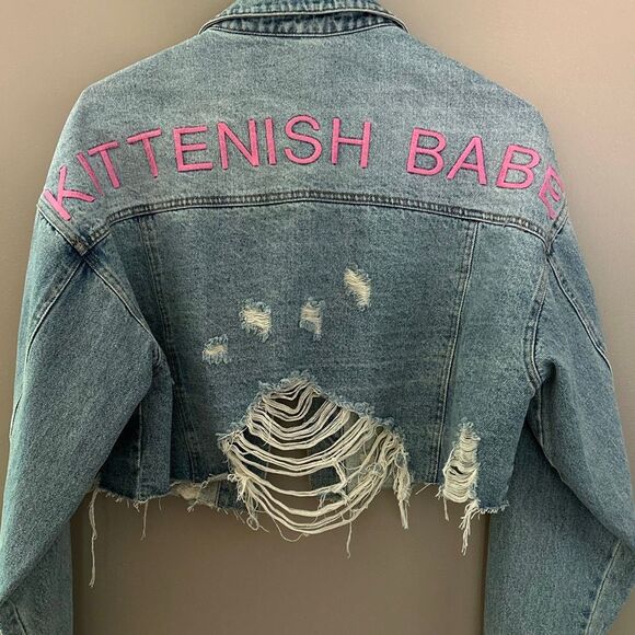 Kittenish Babe Cropped Denim Jacket Woman’s Small - Picture 2 of 8